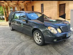 Utilizat 2006 Mercedes E220 | 10.000 EUR