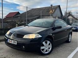 Negru Utilizat 2005 Renault Mégane Cabriolet Dynamique Cabrio | 2.300 EUR