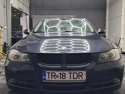 Culoarealbastru Utilizat 2006 BMW 330 Break | 4.000 EUR