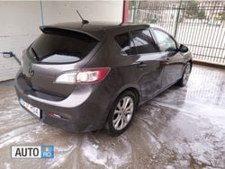 Argintiu Utilizat 2009 Mazda 3 Hatchback | 4.600 EUR