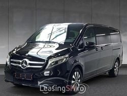 Negru Utilizat 2022 Mercedes V300 Monovolum | 62.490 EUR (Super Preț)