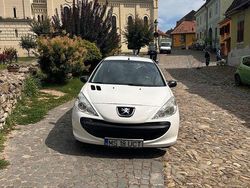 Culoarealb Utilizat 2010 Peugeot 206 Berlinǎ | 2.900 EUR