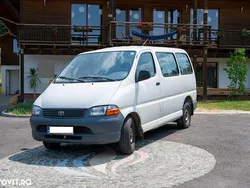 Alb Utilizat 2004 Toyota HiAce Monovolum | 5.000 EUR