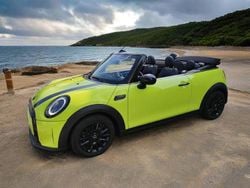 Utilizat 2023 Mini Cooper Classic Hatchback | 31.748 EUR