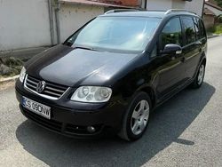 Utilizat 2005 VW Touran Monovolum | 1.600 EUR (Super Preț)
