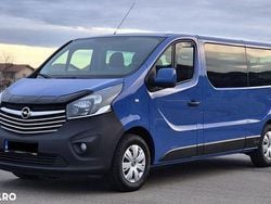 Culoarealbastru Utilizat 2018 Opel Vivaro Van | 11.450 EUR (Preț bun)