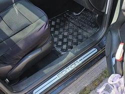 Culoarenegru Utilizat 2001 VW Golf IV Comfortline Hatchback | 1.450 EUR (Preț OK)