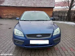 Albastru Utilizat 2007 Ford Focus Hatchback | 1.500 EUR (Preț bun)