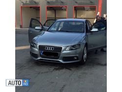 Gri Utilizat 2012 Audi A4 Berlinǎ | 14.500 EUR