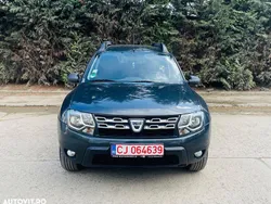 Gri Utilizat 2015 Dacia Duster Lauréate SUV | 7.190 EUR (Preț bun)