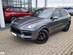Culoaregri Utilizat 2018 Porsche Cayenne S SUV | 54.000 EUR (Scump)