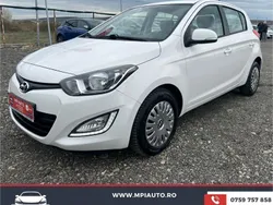 Alb Utilizat 2013 Hyundai i20 | 5.400 EUR