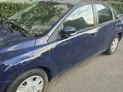 Albastru Utilizat 2009 Ford Focus Berlinǎ | 1.800 EUR (Preț bun)