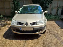 Galbeuriu Utilizat 2008 Renault Mégane III Hatchback | 3.050 EUR (Preț OK)