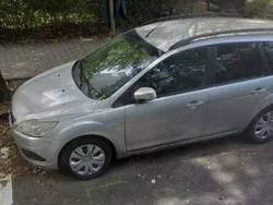 Argintiu Utilizat 2008 Ford Focus Break | 1.200 EUR (Super Preț)
