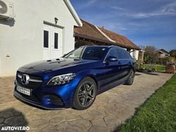 Culoarealbastru Utilizat 2019 Mercedes C220 AMG line Break | 24.500 EUR (Puțin scump)