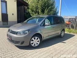Gri Utilizat 2012 VW Touran Monovolum | 5.490 EUR (Preț bun)