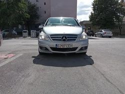 Utilizat 2010 Mercedes B180 Monovolum | 5.400 EUR (Puțin scump)