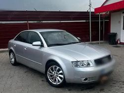 Utilizat 2003 Audi A4 Berlinǎ | 2.000 EUR (Preț OK)