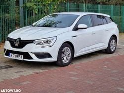 Culoarealb Utilizat 2018 Renault Mégane GrandTour Break | 7.999 EUR (Preț bun)