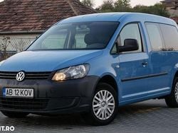 Culoarealbastru Utilizat 2012 VW Caddy Maxi Trendline Monovolum | 5.650 EUR (Preț bun)
