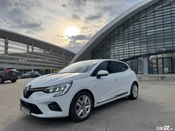 Alb Utilizat 2021 Renault Clio V Berlinǎ | 13.749 EUR