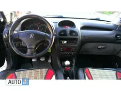 Negru Utilizat 2004 Peugeot 206 Break | 2.400 EUR