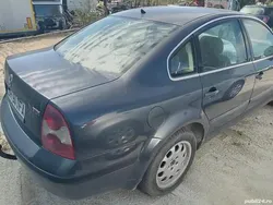Utilizat 2000 VW Passat Berlinǎ | 2.000 EUR