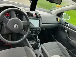 Utilizat 2005 VW Golf V Hatchback | 1.500 EUR (Super Preț)
