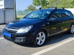 Negru Utilizat 2006 Opel Astra Enjoy Hatchback | 2.500 EUR (Preț OK)