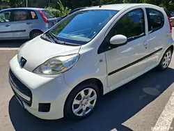 Alb Utilizat 2011 Peugeot 107 Hatchback | 5.500 EUR