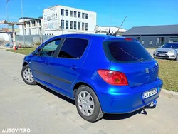 Culoarealbastru Utilizat 2001 Peugeot 307 Hatchback | 1.100 EUR