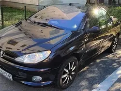 Utilizat 2004 Peugeot 206 CC Cabrio | 950 EUR