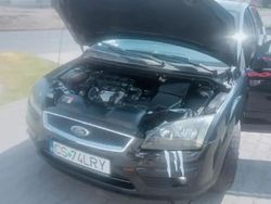 Negru Utilizat 2007 Ford Focus Hatchback | 2.300 EUR (Preț OK)