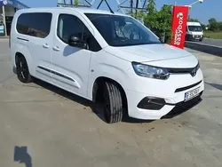 Utilizat 2023 Toyota Proace Van | 22.700 EUR