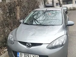 Utilizat 2010 Mazda 2 Berlinǎ | 5.000 EUR