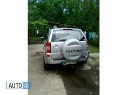 Gri Utilizat 2006 Suzuki Grand Vitara SUV | 4.750 EUR