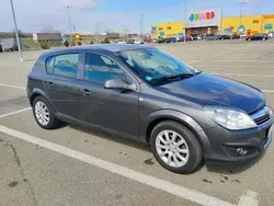 Gri Utilizat 2010 Opel Astra Hatchback | 2.700 EUR