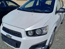 Culoarealb Utilizat 2013 Chevrolet Aveo LS Hatchback | 3.390 EUR