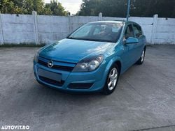 Culoarealbastru Utilizat 2005 Opel Astra Hatchback | 1.950 EUR (Preț OK)