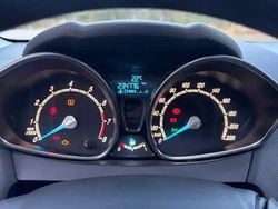 Negru Utilizat 2014 Ford Fiesta Hatchback | 4.500 EUR (Preț OK)