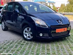 Culoarealbastru Utilizat 2011 Peugeot 5008 Access Monovolum | 4.200 EUR