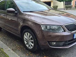 Culoaremaro Utilizat 2016 Skoda Octavia Ambition Hatchback | 9.900 EUR (Super Preț)