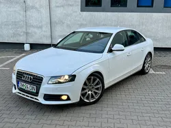 Alb Utilizat 2010 Audi A4 Sport Berlinǎ | 7.950 EUR (Preț OK)