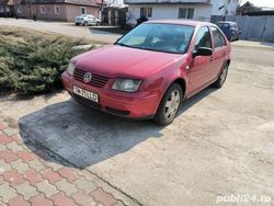 Utilizat 2005 VW Bora Berlinǎ | 1.500 EUR (Preț bun)