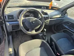 Utilizat 2008 Renault Clio II Berlinǎ | 2.000 EUR