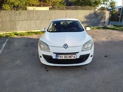 Alb Utilizat 2010 Renault Mégane III Hatchback | 2.900 EUR (Preț OK)