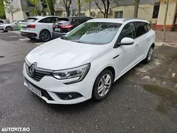 Alb Utilizat 2020 Renault Mégane GrandTour Business Break | 9.999 EUR (Preț bun)