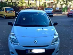 Alb Utilizat 2011 Renault Clio II Hatchback | 3.500 EUR (Preț OK)