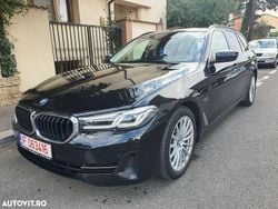 Culoarenegru Utilizat 2021 BMW 530e Luxury Line Break | 23.999 EUR (Super Preț)